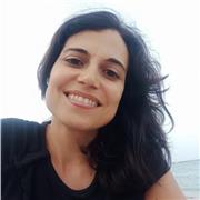 Laureanda in canto offre lezioni di solfeggio e di canto lirico, barocco, moderno